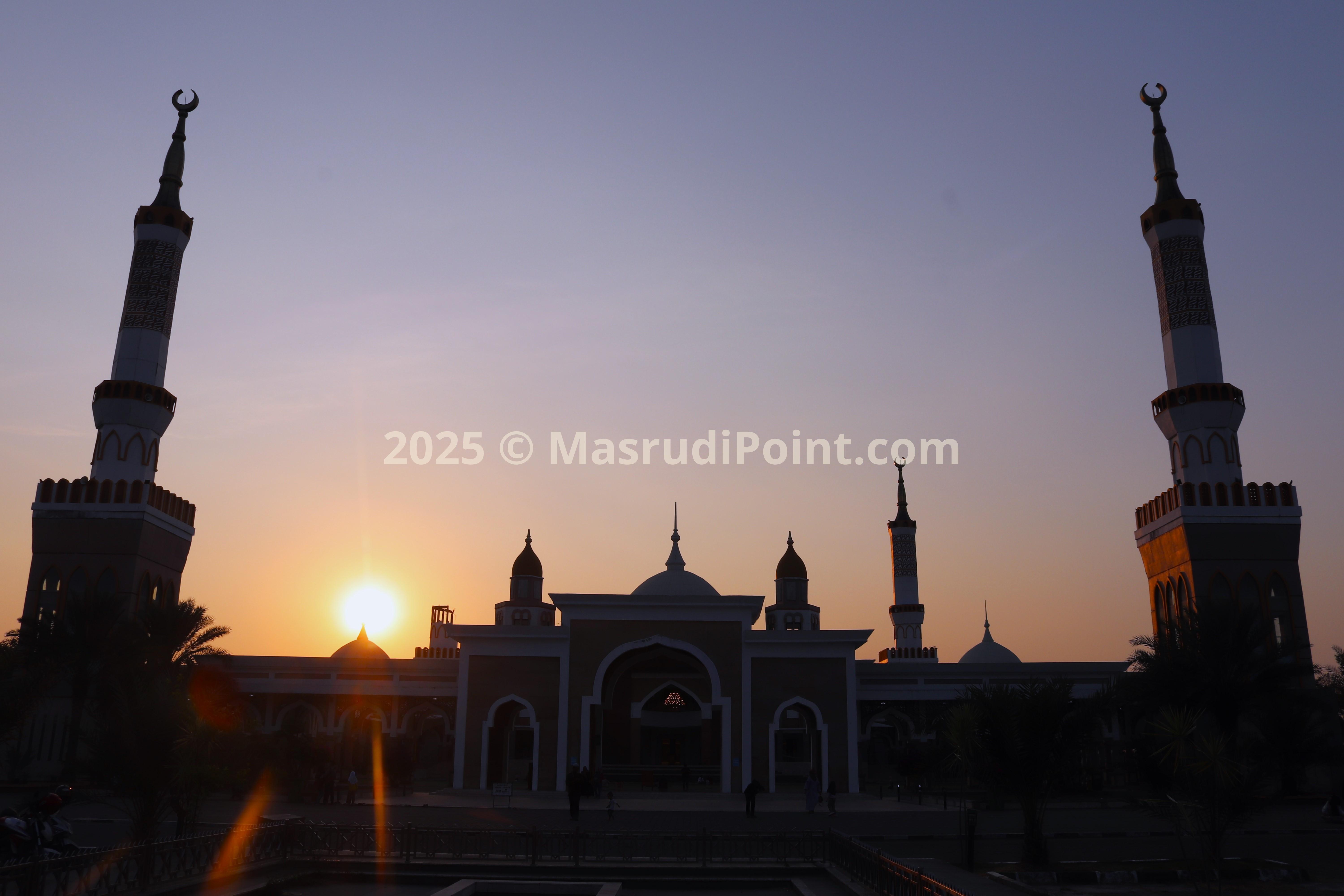 MASJID ISLAMIC CENTER INDRAMAYU 7